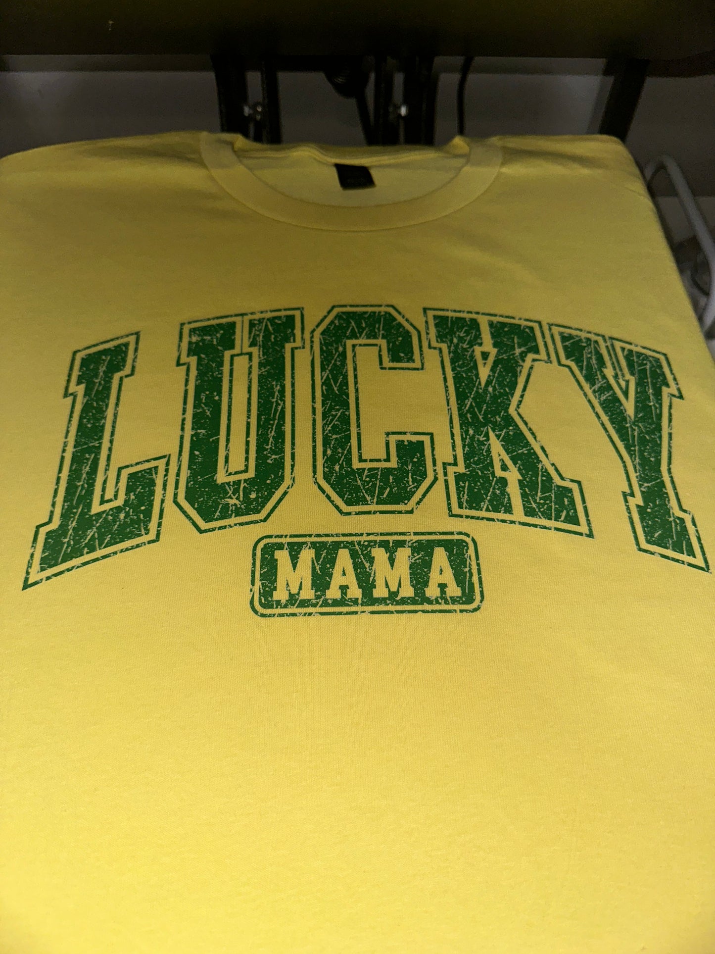 Lucky mama - yellow tee