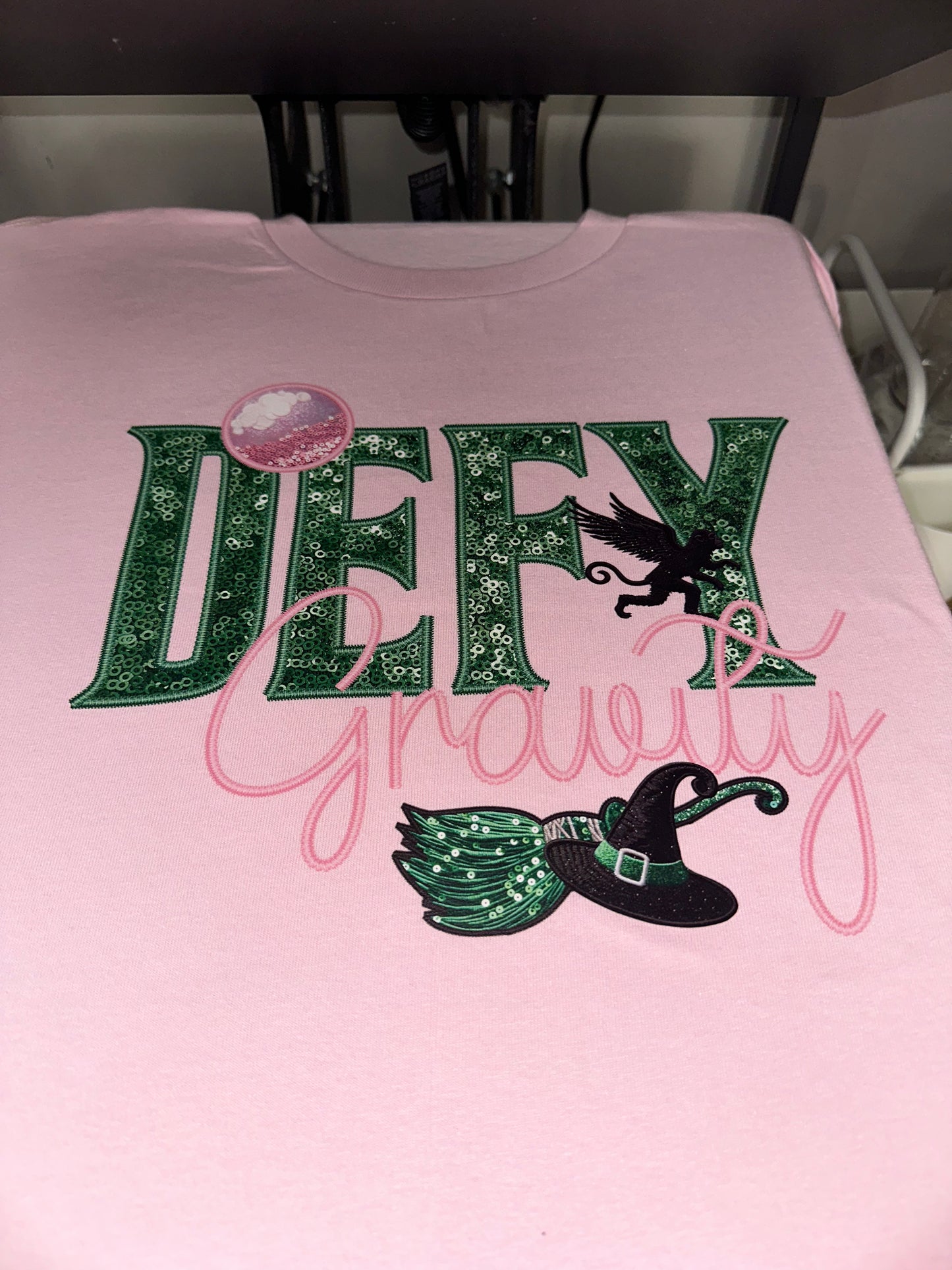 Defy gravity - pink tee