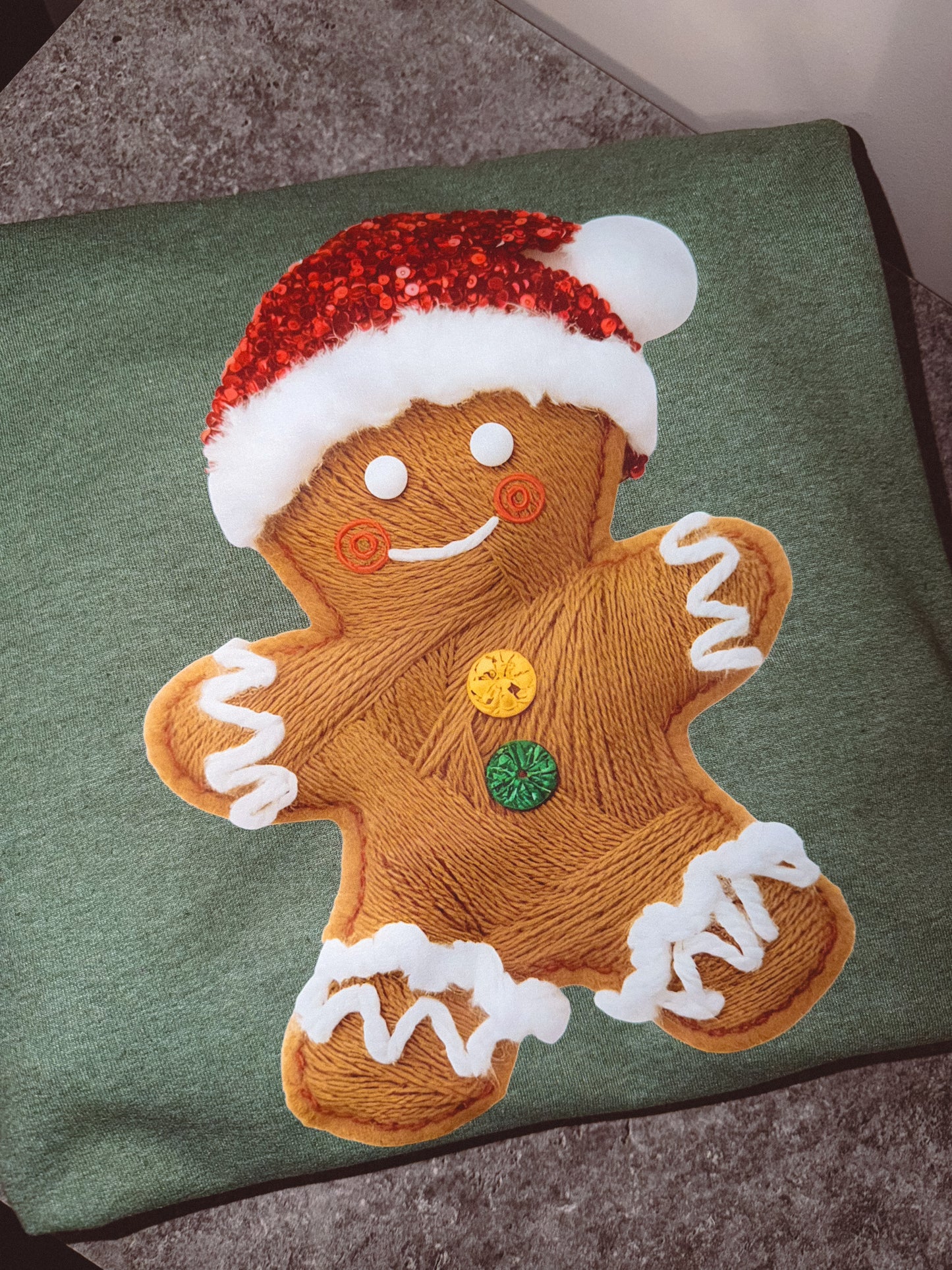 Faux yarn gingerbread