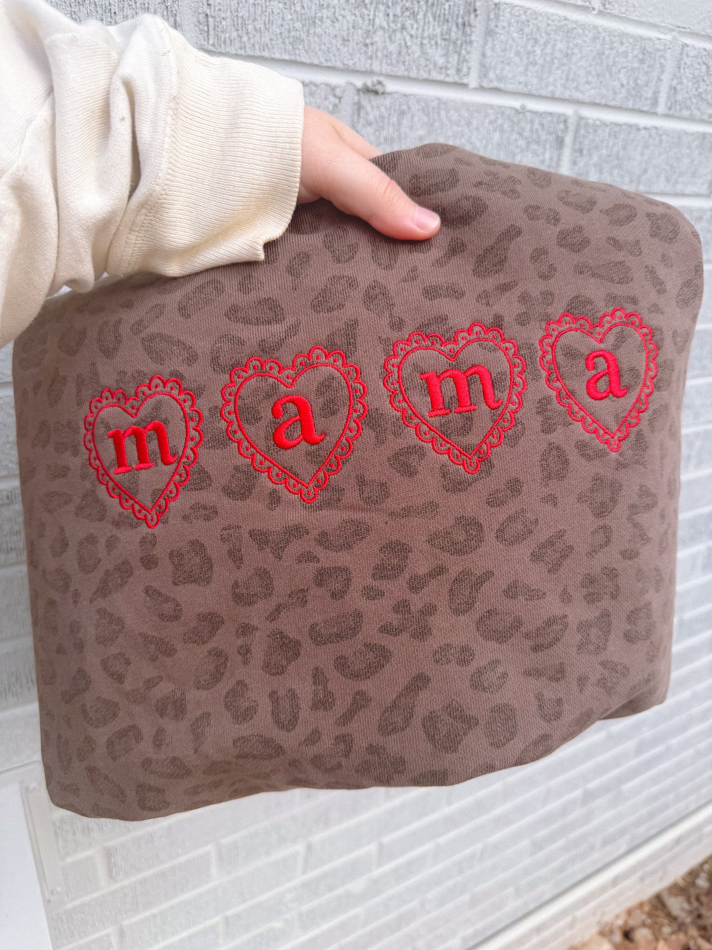 Leopard embroidered sweatshirt