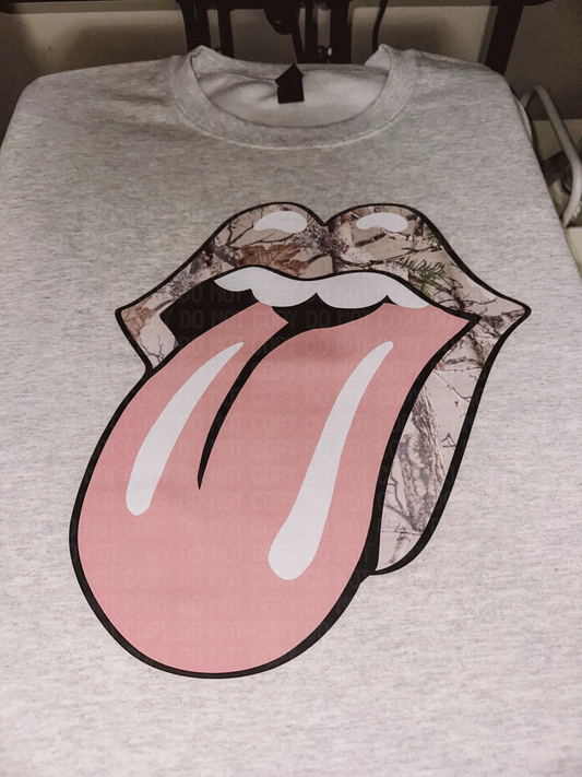 Camo tongue