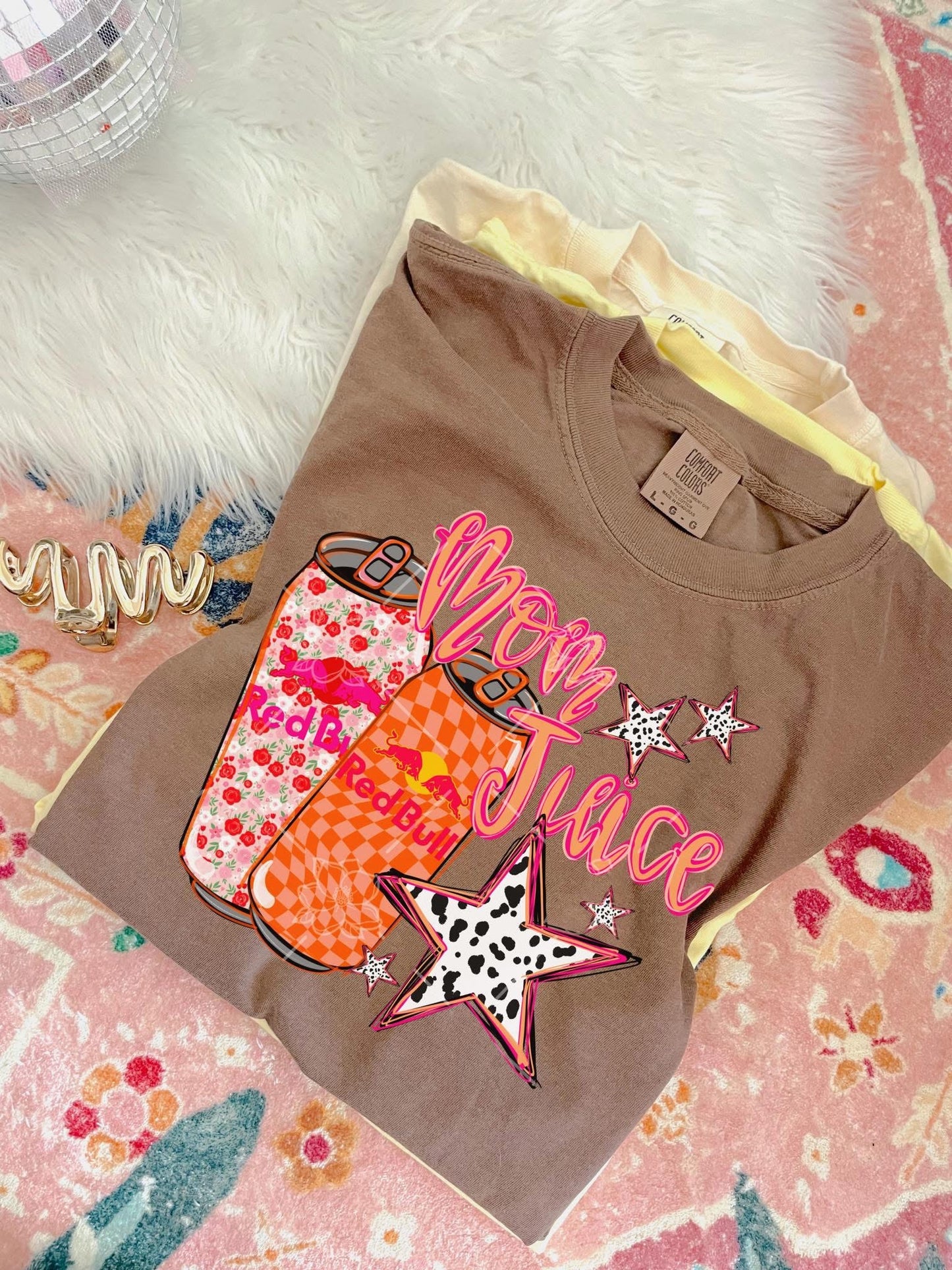 Mom juice - red energy drink