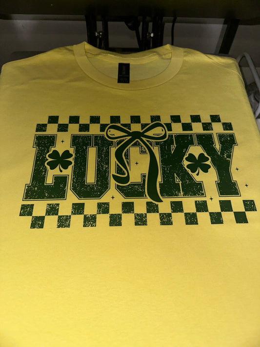 Lucky checker with bow - yellow tee